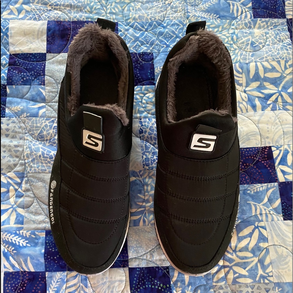 Fleece lined Tennis shoes